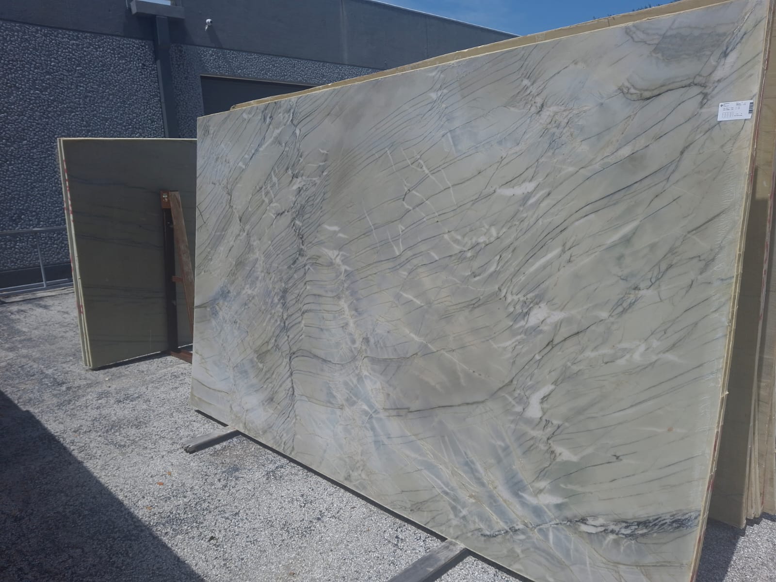 Quartzite Naica slab sample